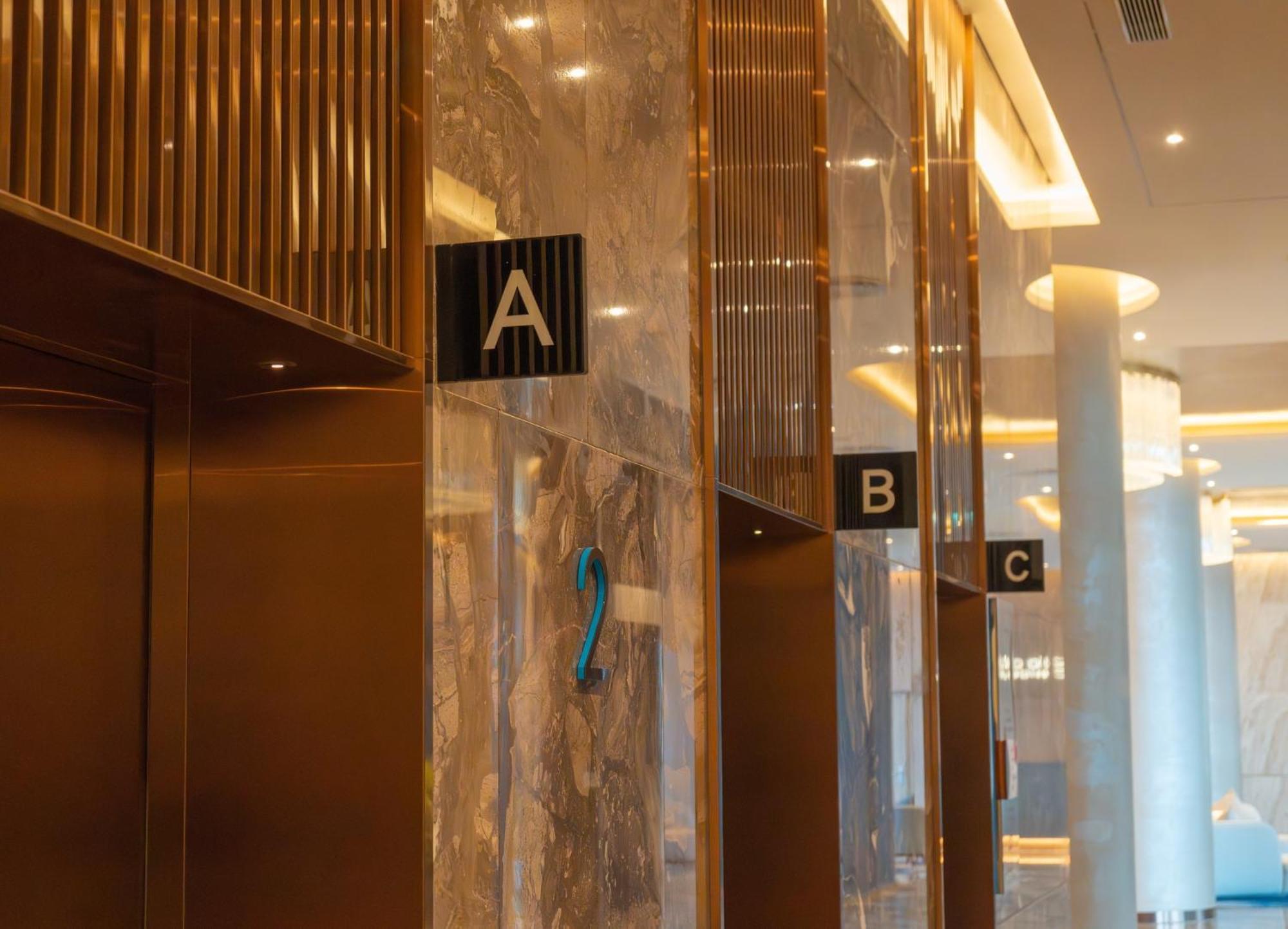A La Carte Ha Long Apartment By The Beach المظهر الخارجي الصورة